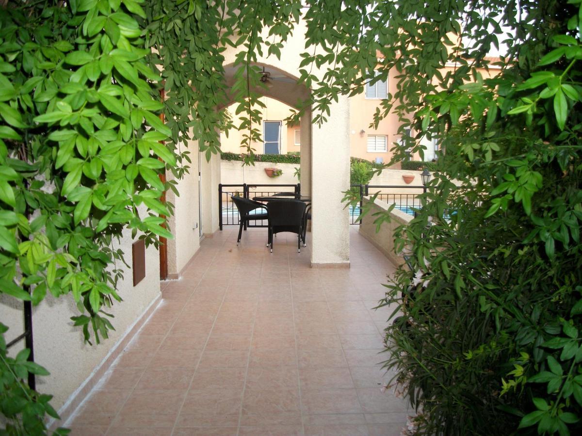 Villa Laurel Peyia Exterior photo